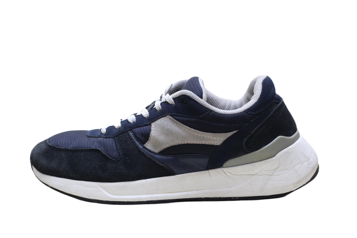 ZARA SPORTS ORIGINAL USA IMPORTED (Original USA Imported)