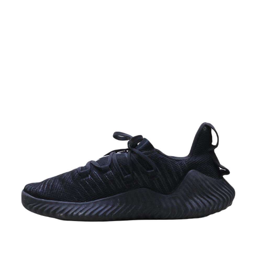 ADIDAS TRAXION SPORTS ORIGINAL USA IMPORTED (Original USA Imported)
