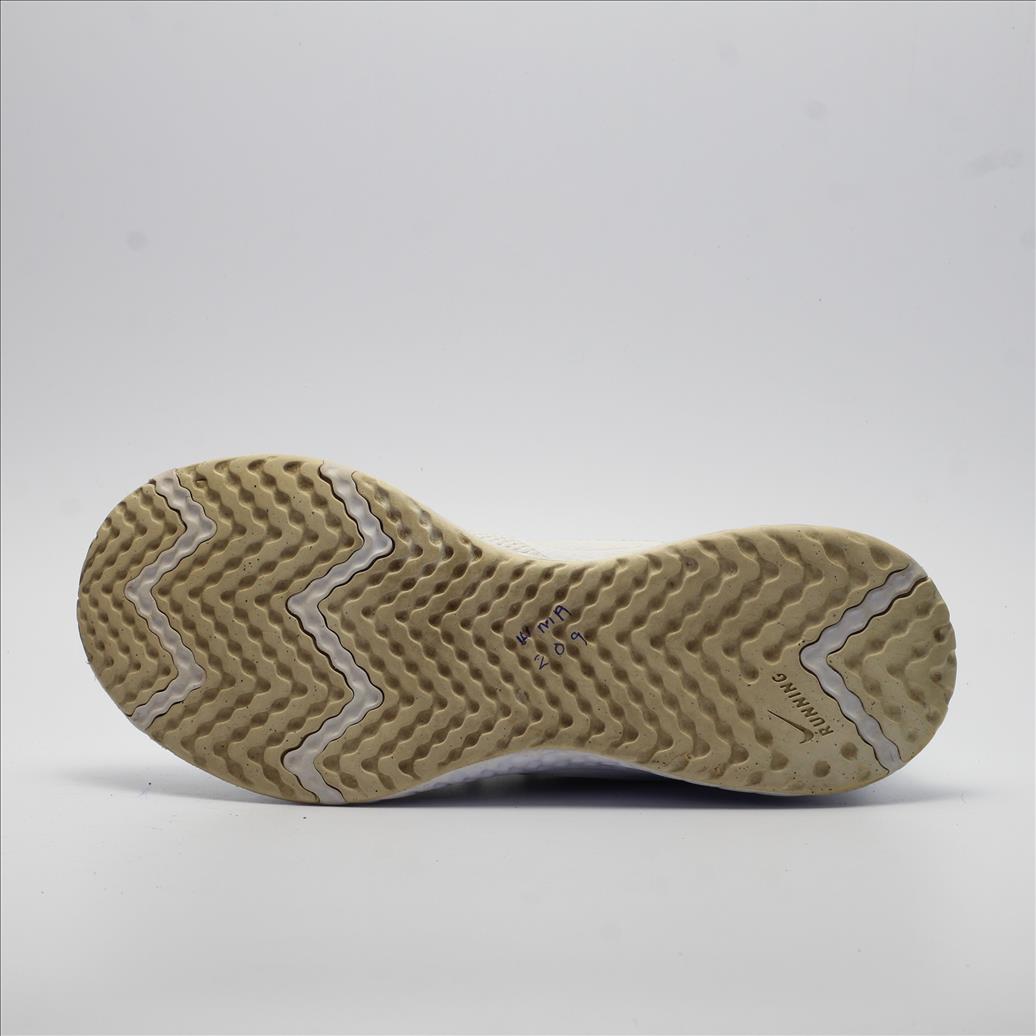 NIKE REVOLU TION (Original USA Imported)