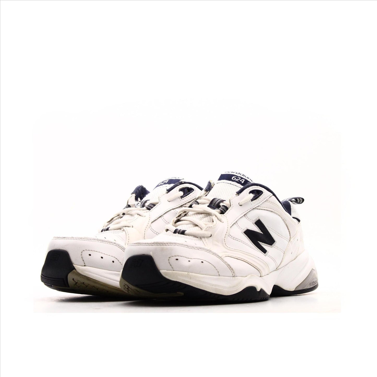 New Balance 624