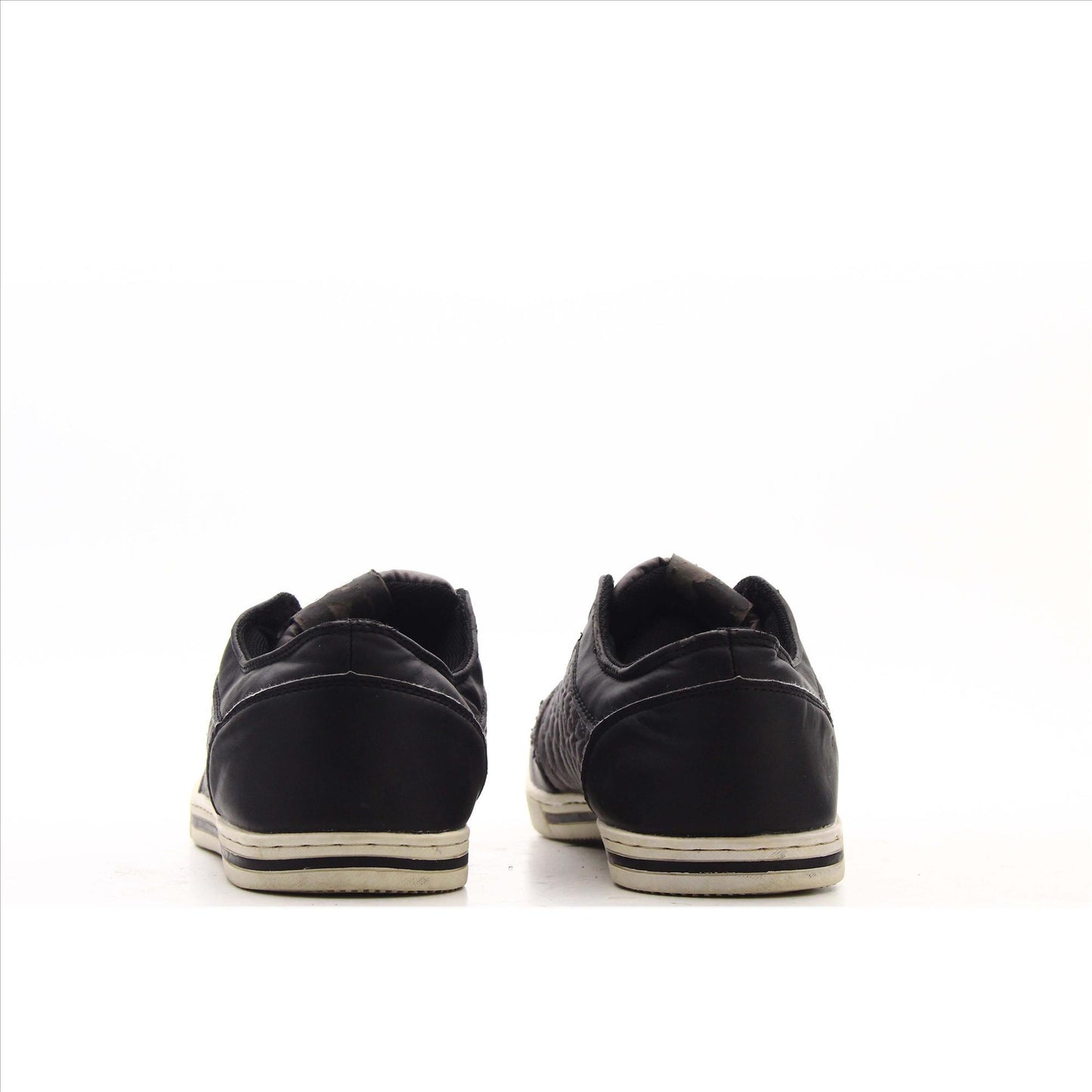 Cross Hatch Black Lable