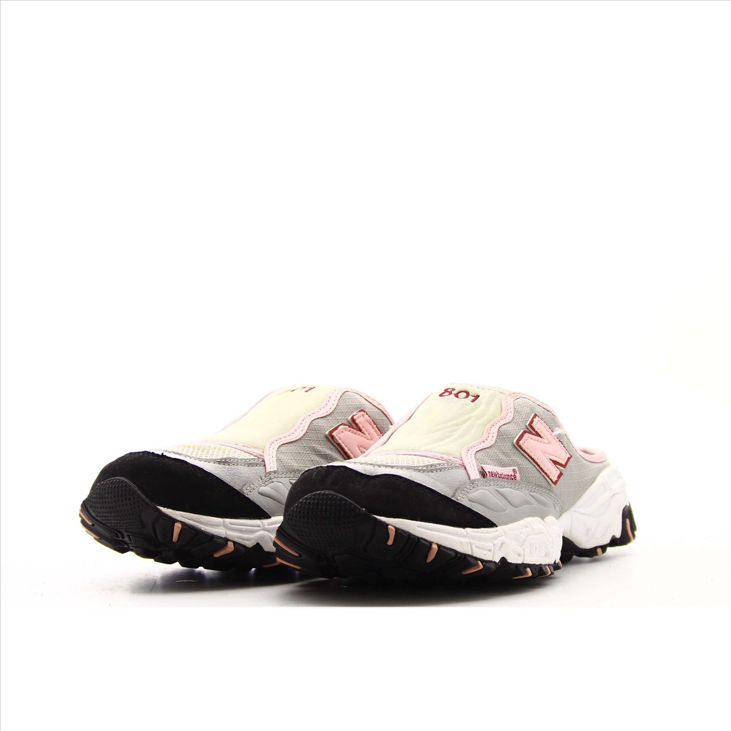 New Balance 801