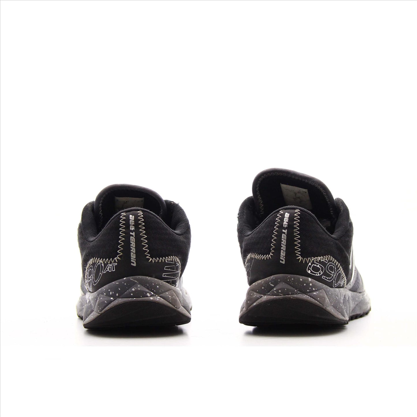 New Balance 690
