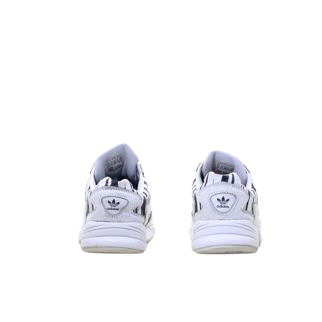 ADIDAS TORSION SPORTS ORIGINAL USA IMPORTED (Original USA Imported)