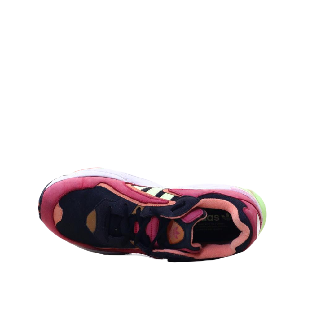 ADIDAS SPORTS ORIGINAL USA IMPORTED (Original USA Imported)