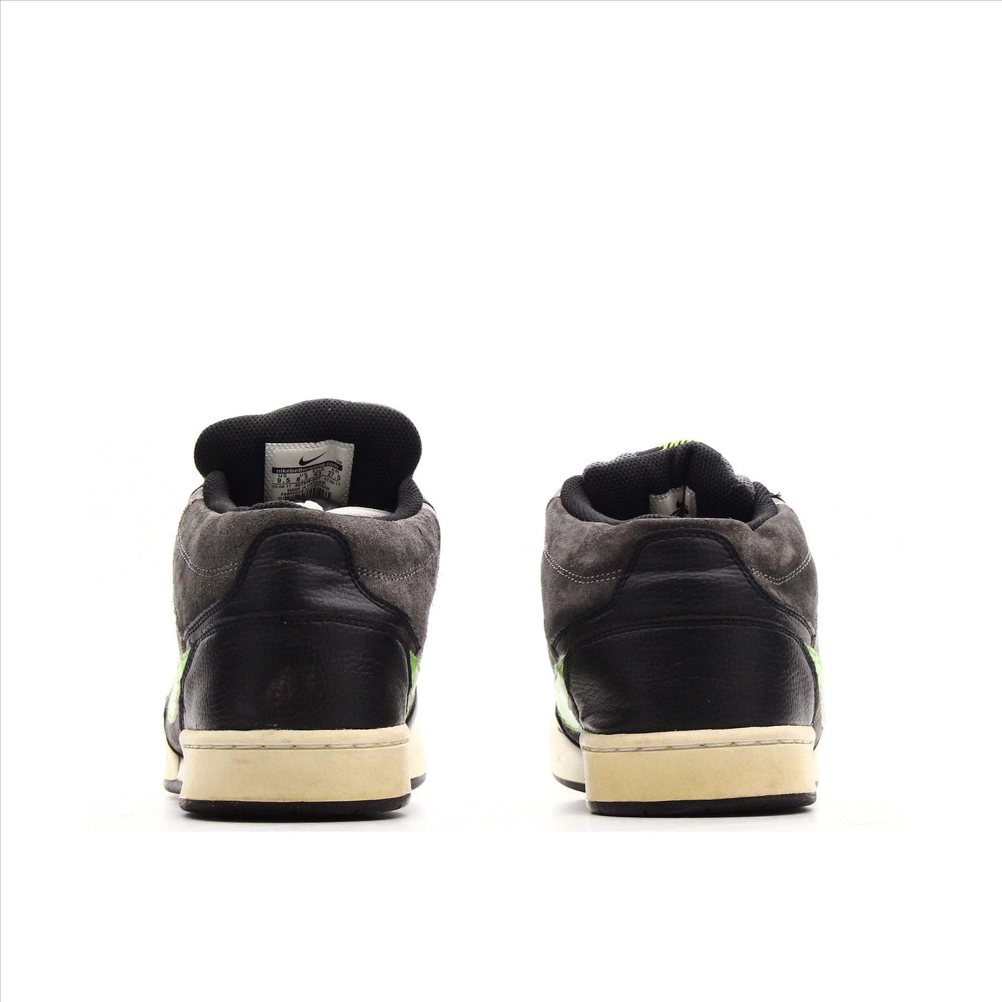 Nike Renzo
