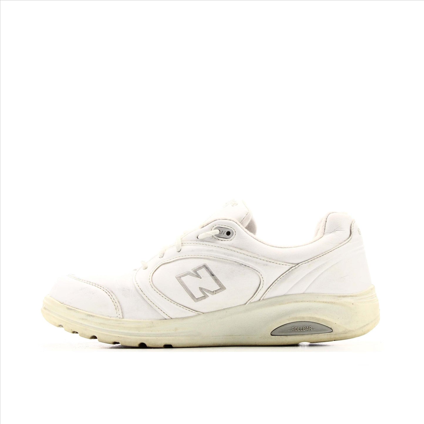 New Balance 812