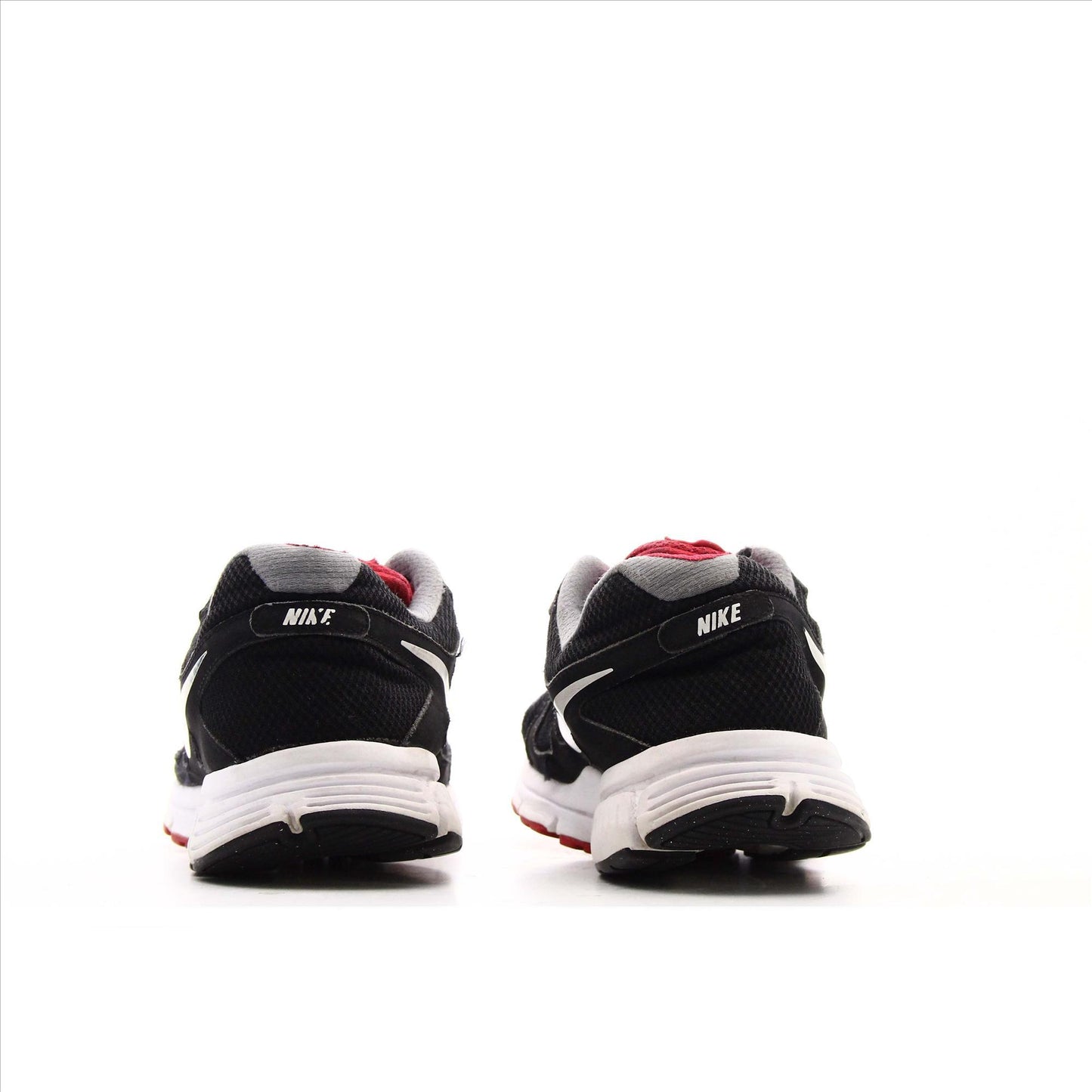 Nike Revolution 2