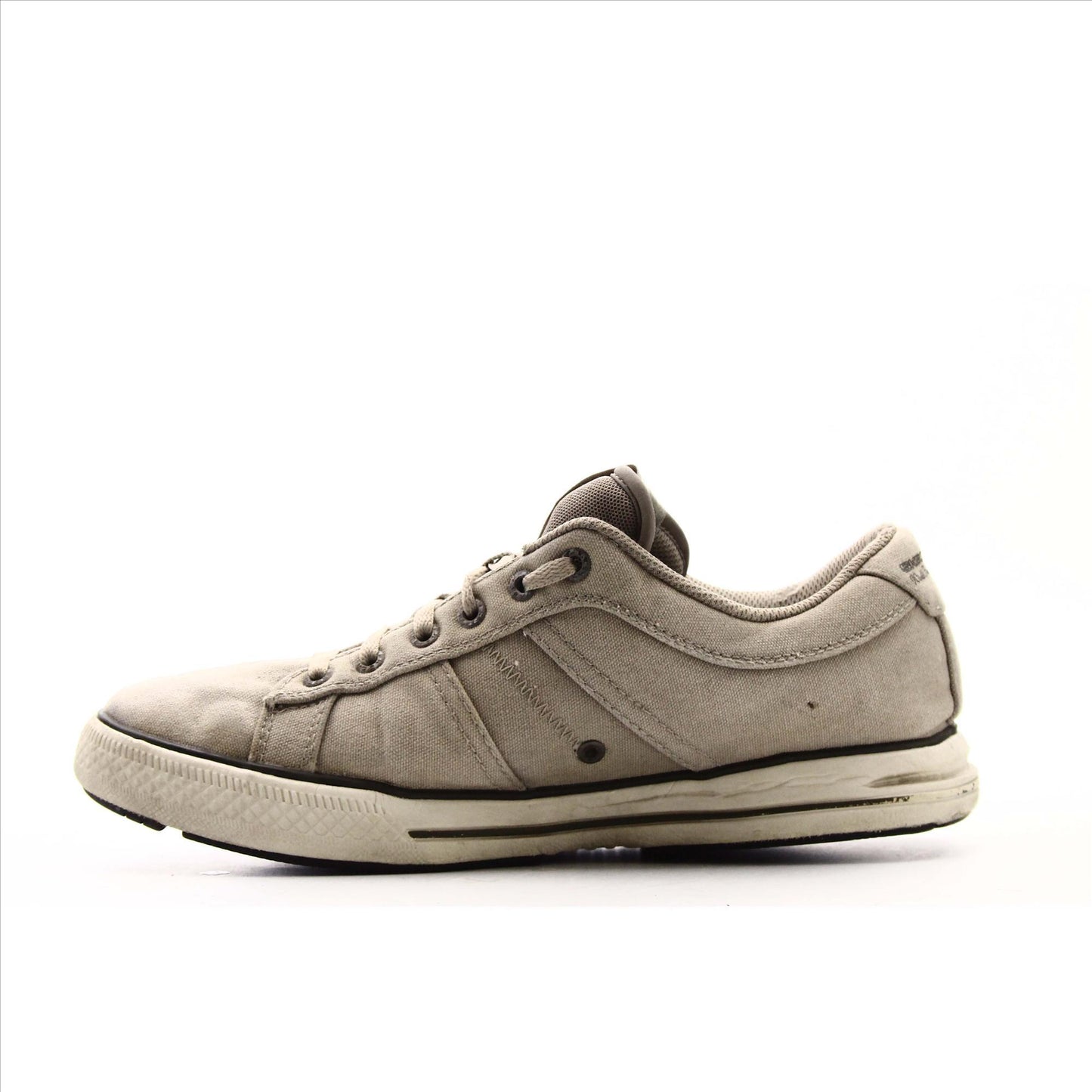 Skechers Relaxed Fit Memory Foam