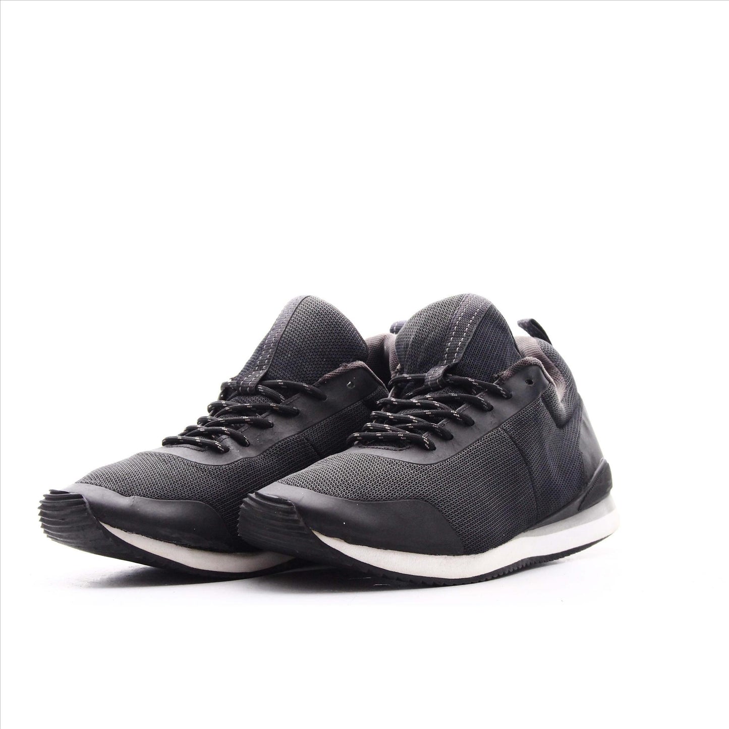 H & M Sports