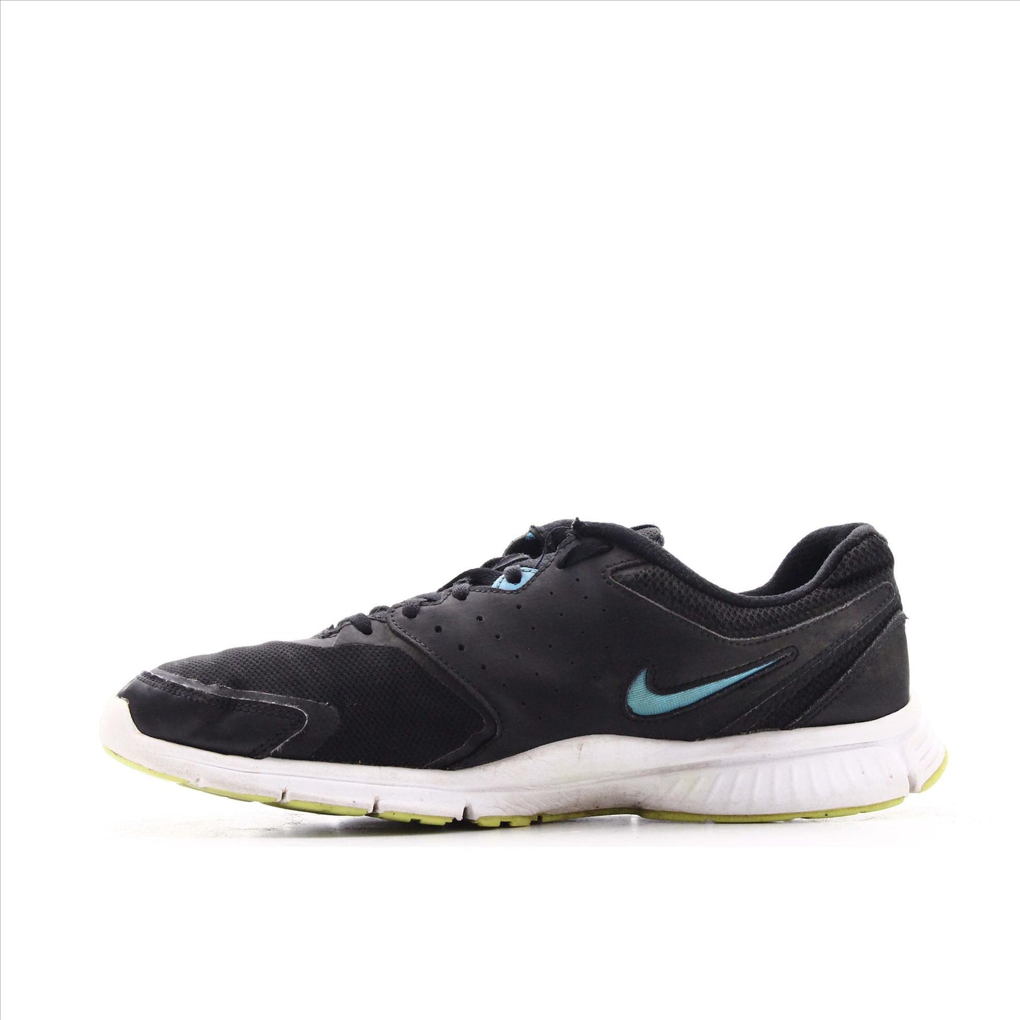 Nike Revolution
