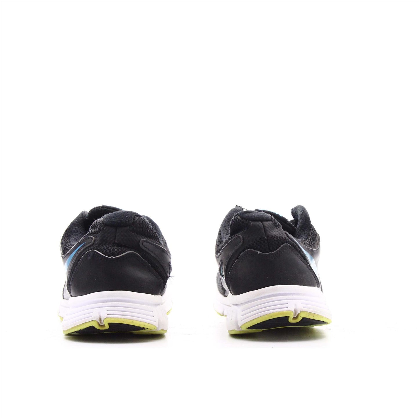 Nike Revolution