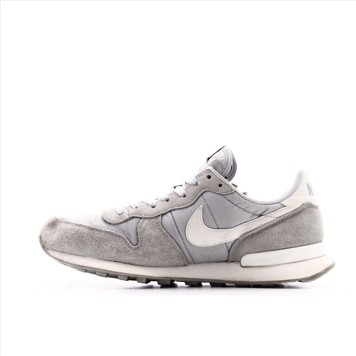 Nike Internationalist