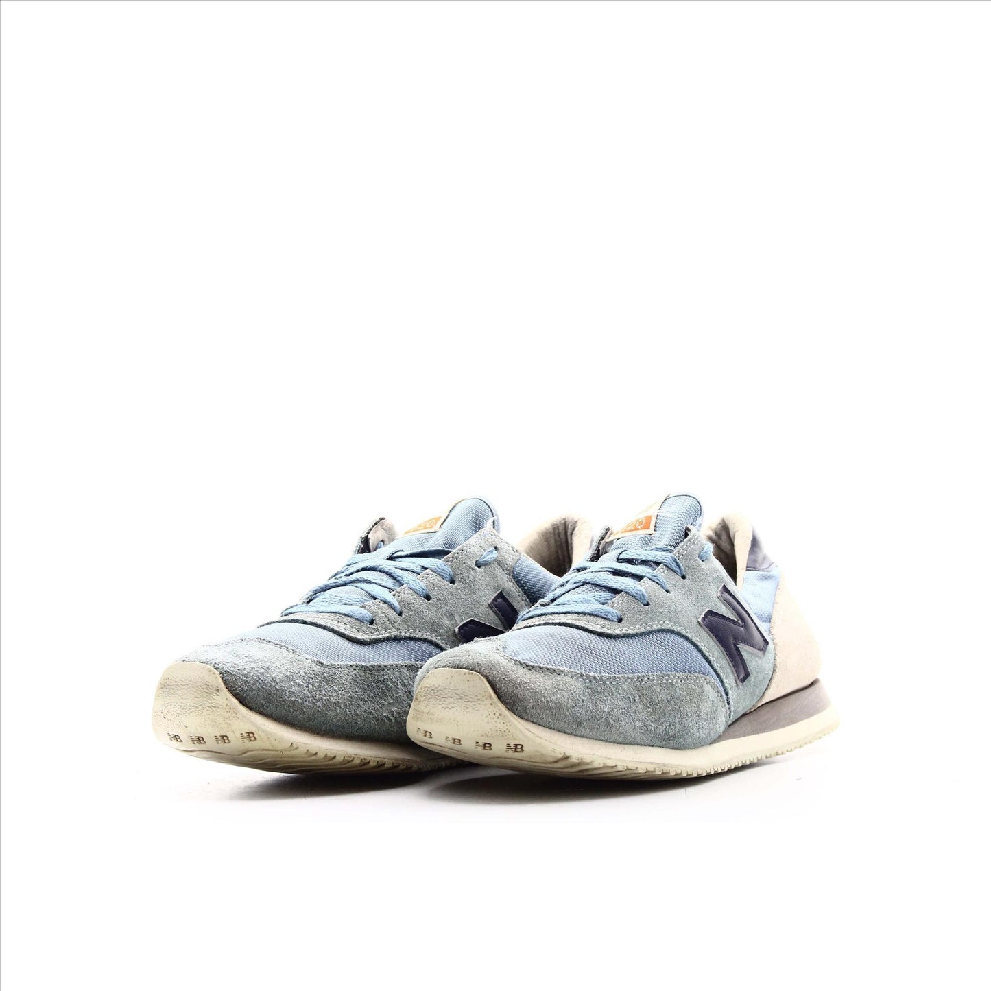 New Balance 620