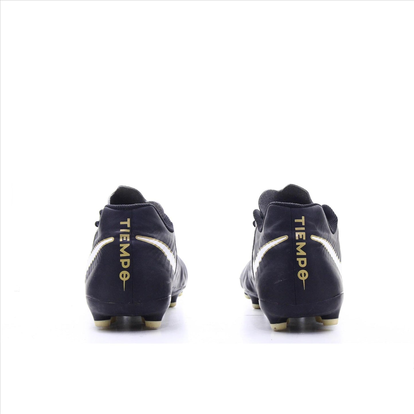 Nike Tiempo