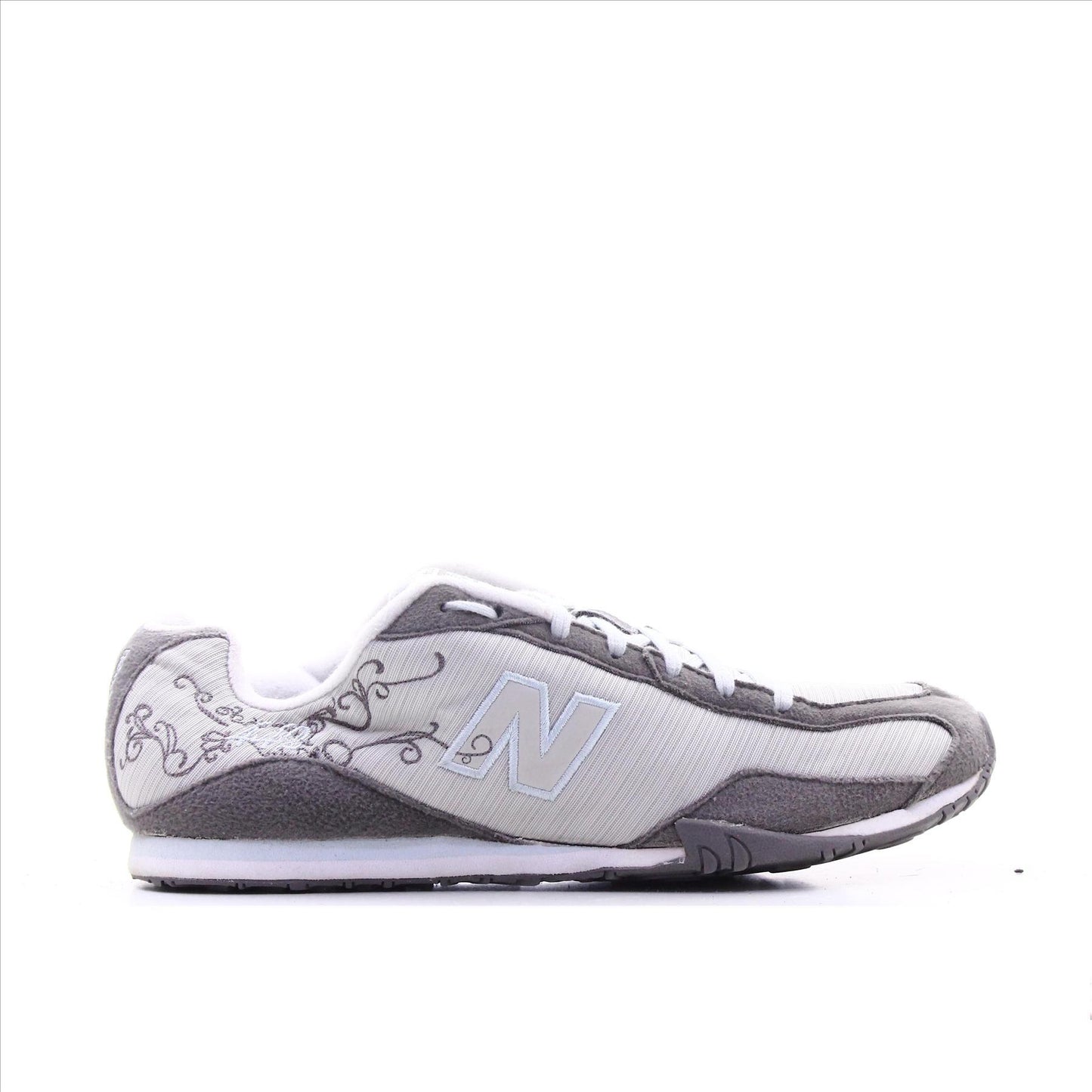 New Balance 442