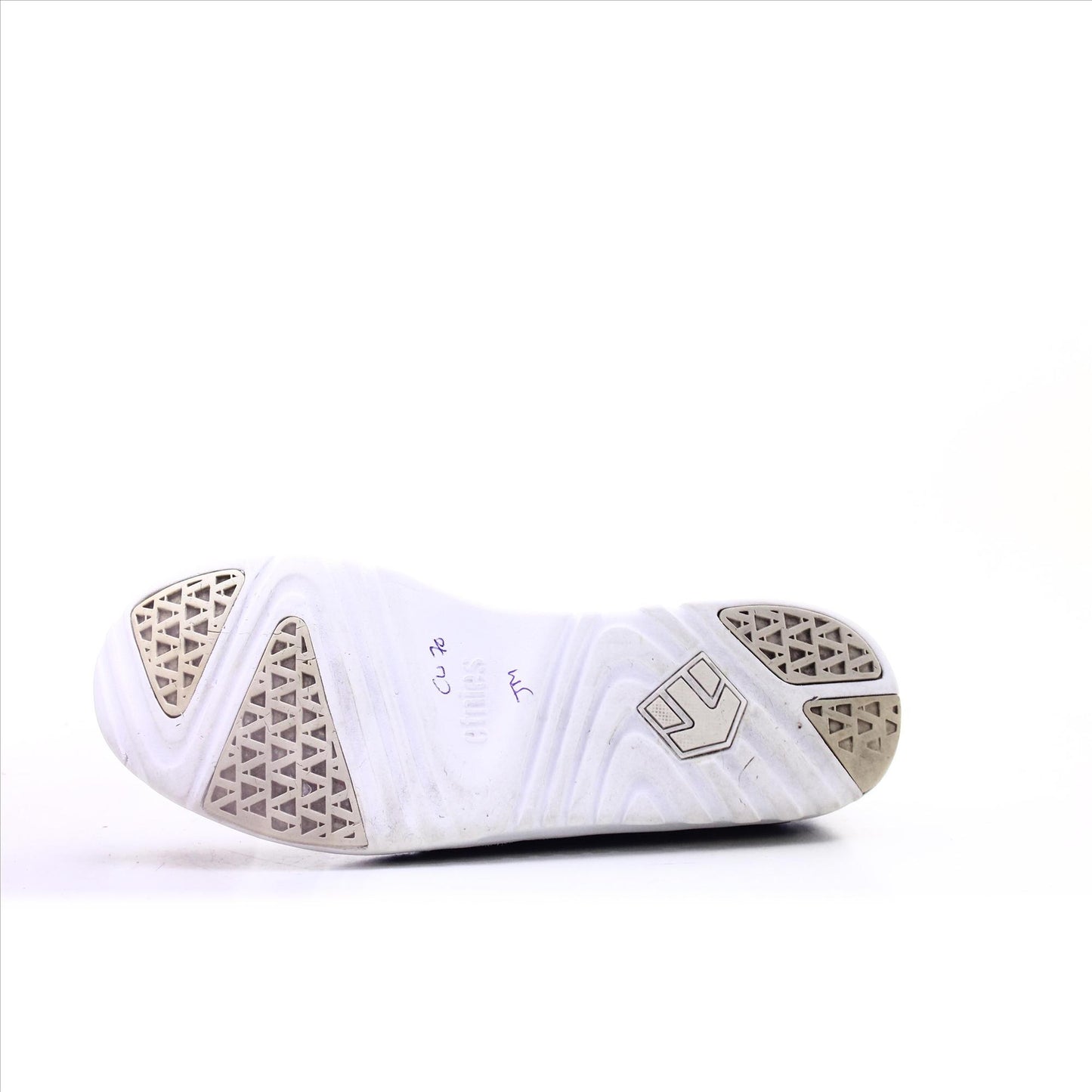 Etnies