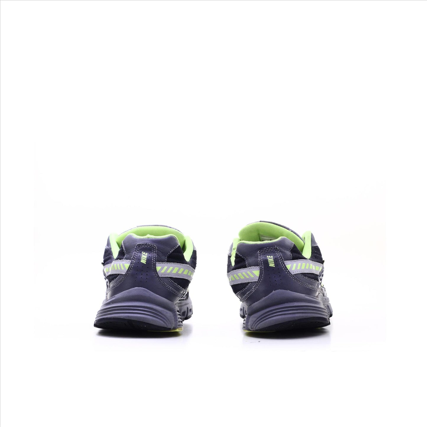 Nike Initiator