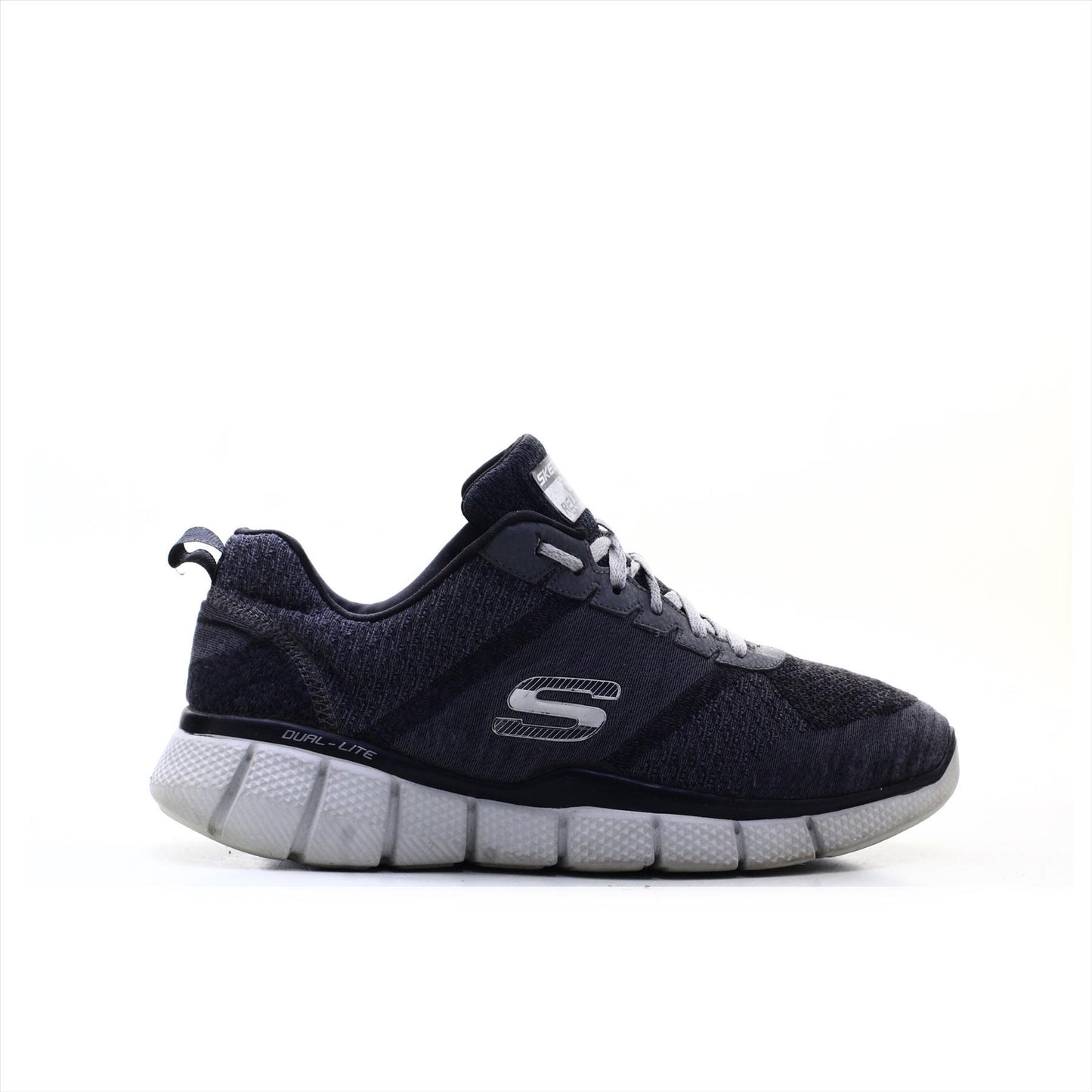 Skechers Relaxed Fit Memory Foam