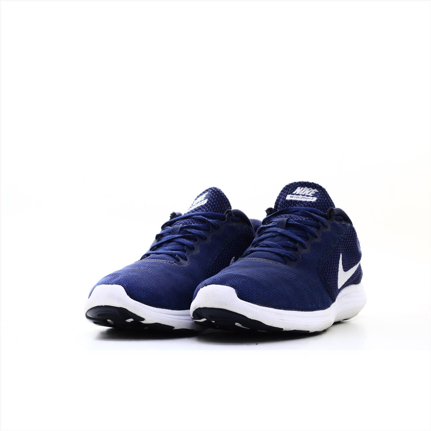 Nike Revolution 3