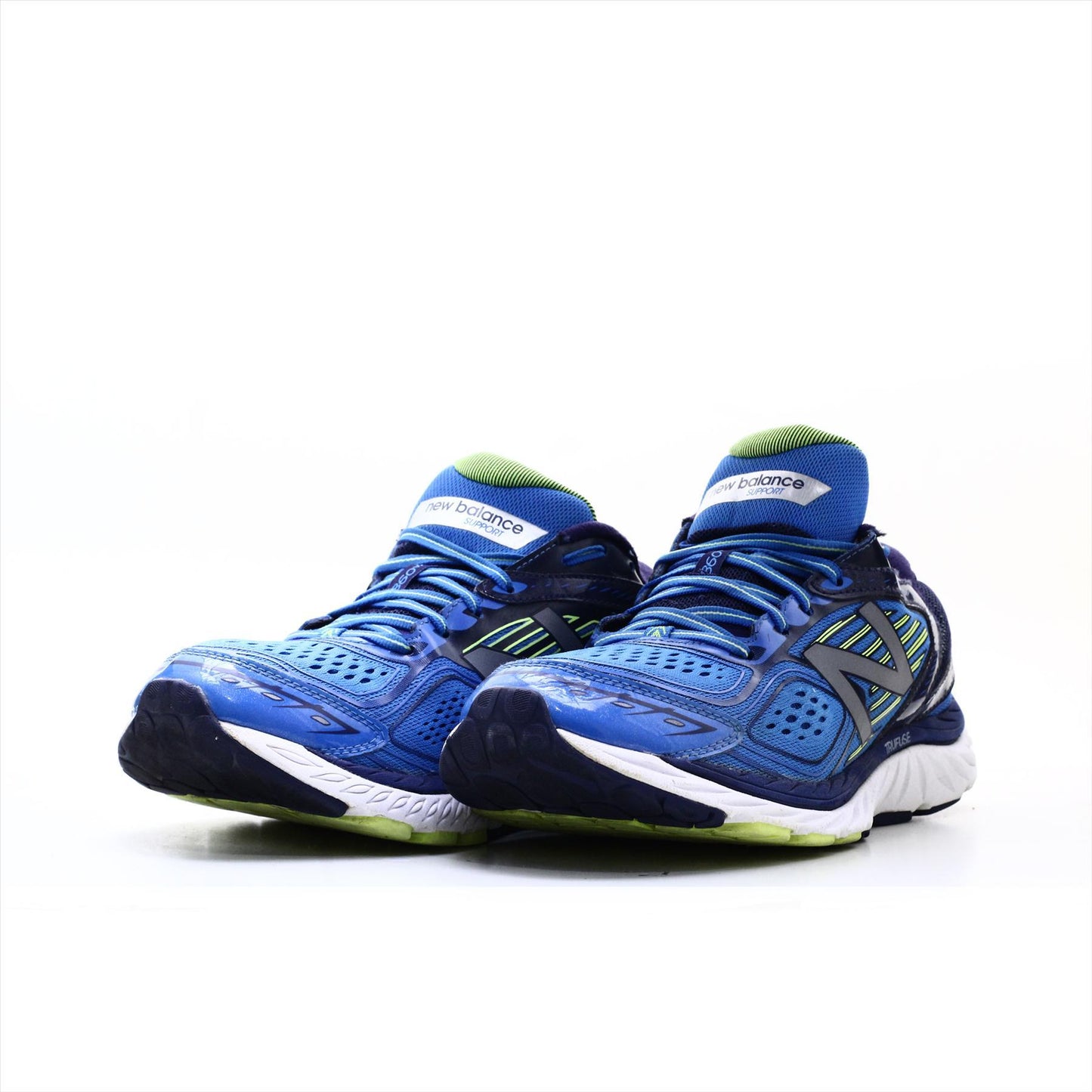 New Balance 860 V7