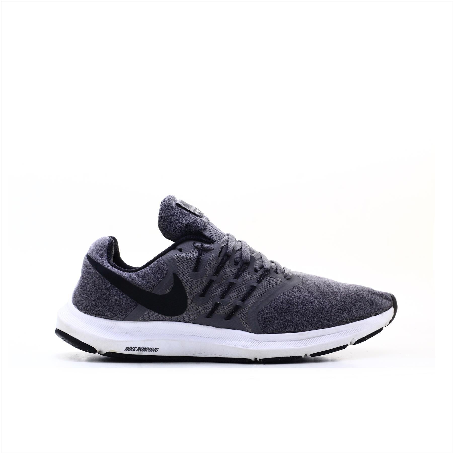 Nike run swift cheap gunsmoke