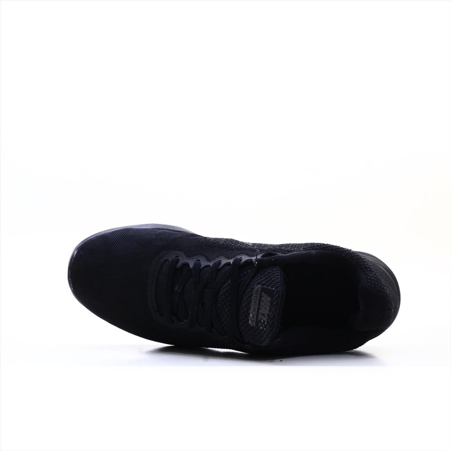 Nike Revolution 3