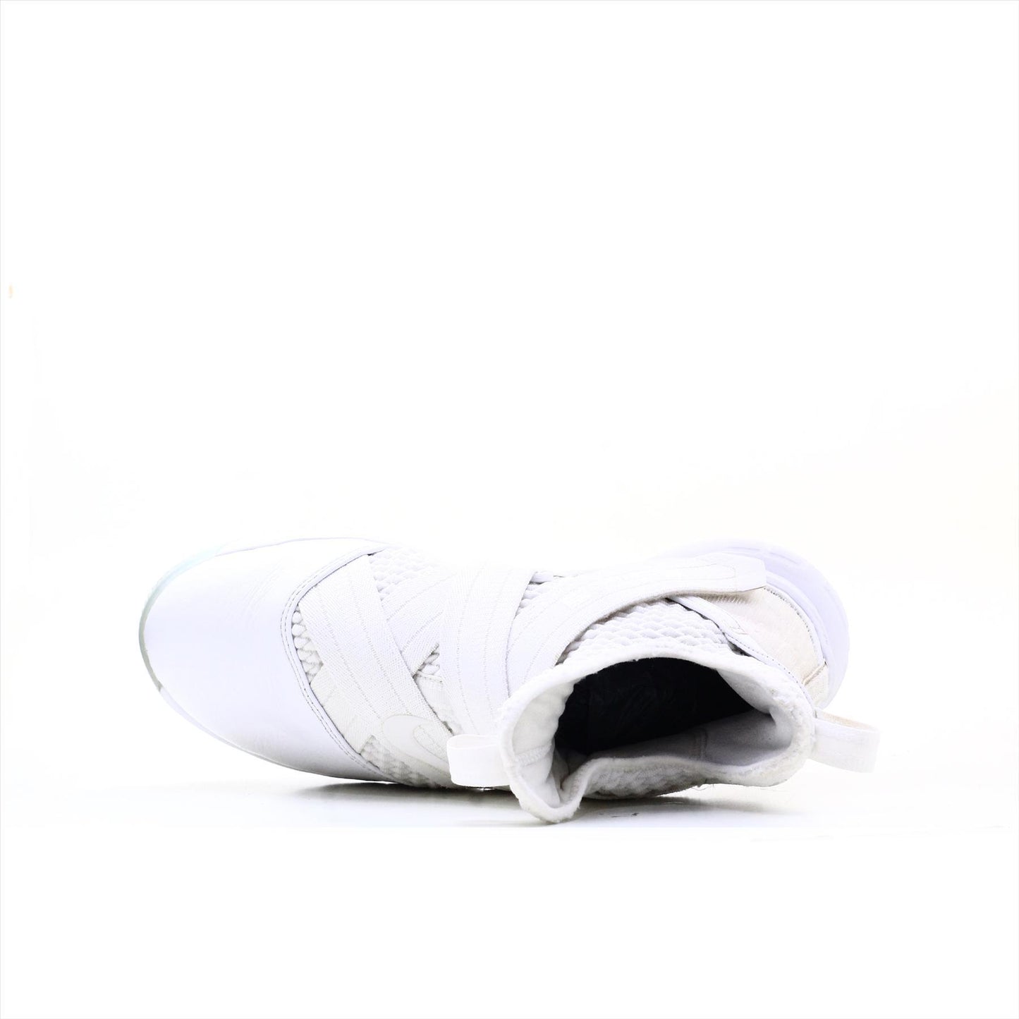 Nike Lebron Soldier