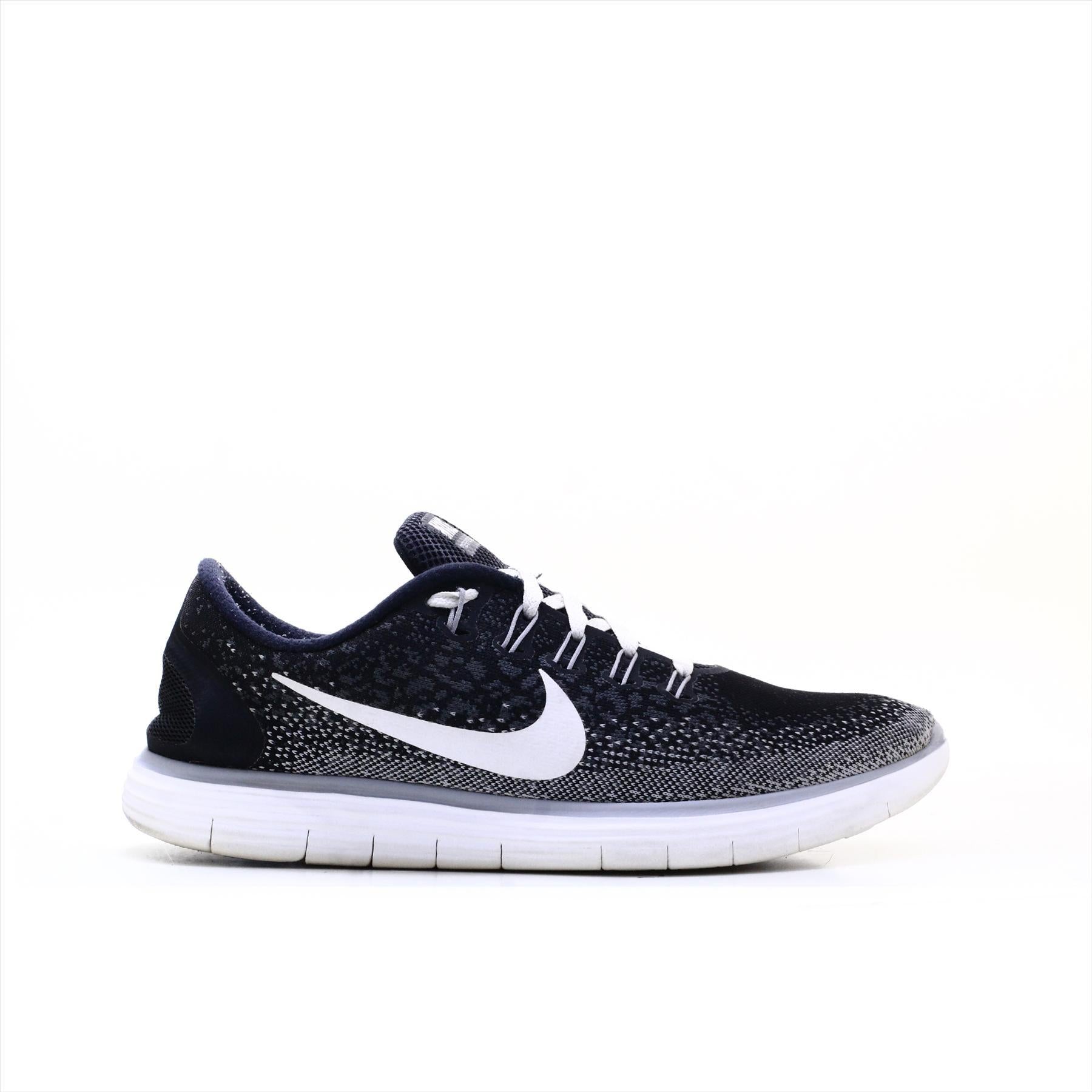 Free rn distance size 11 sale