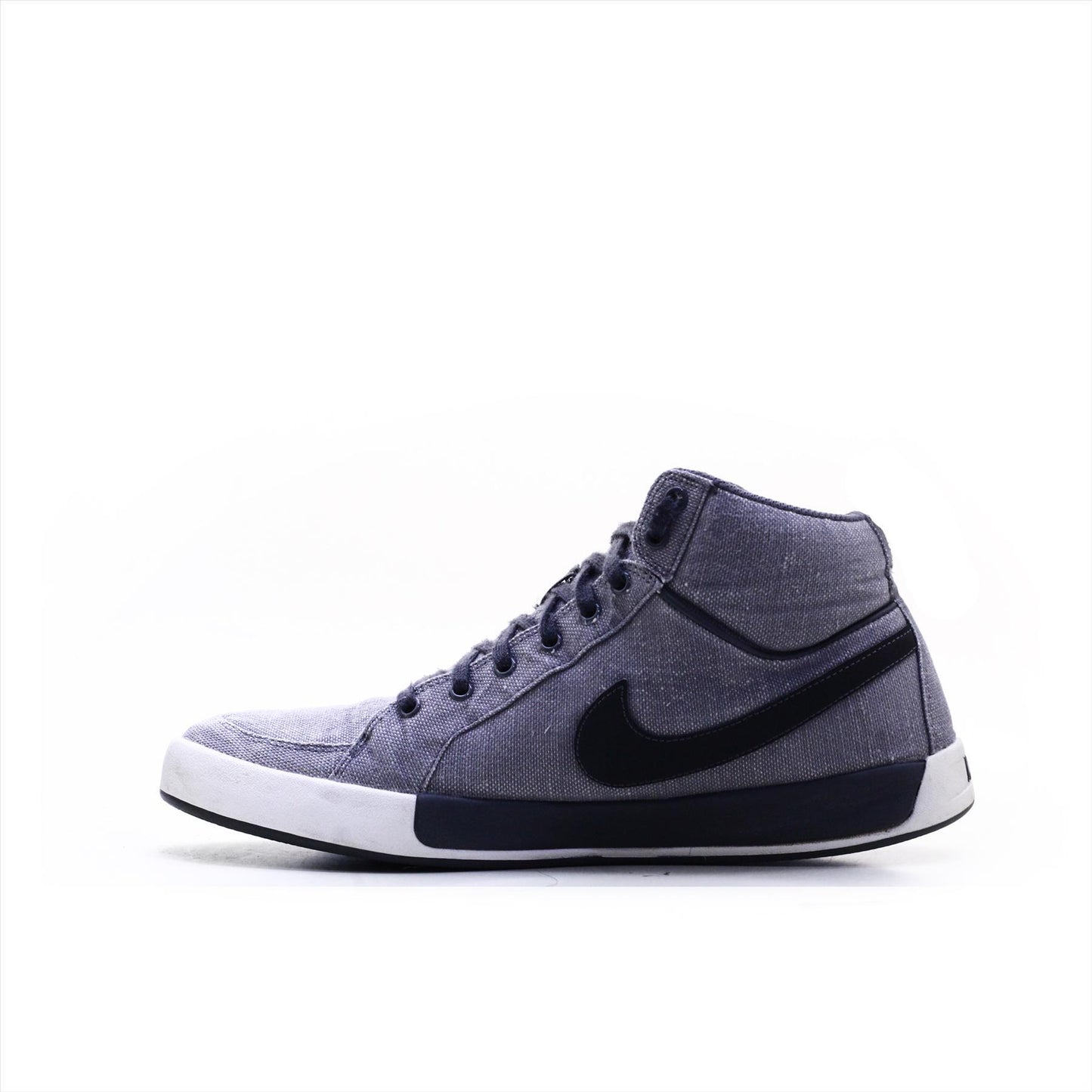 Nike Court Resonate