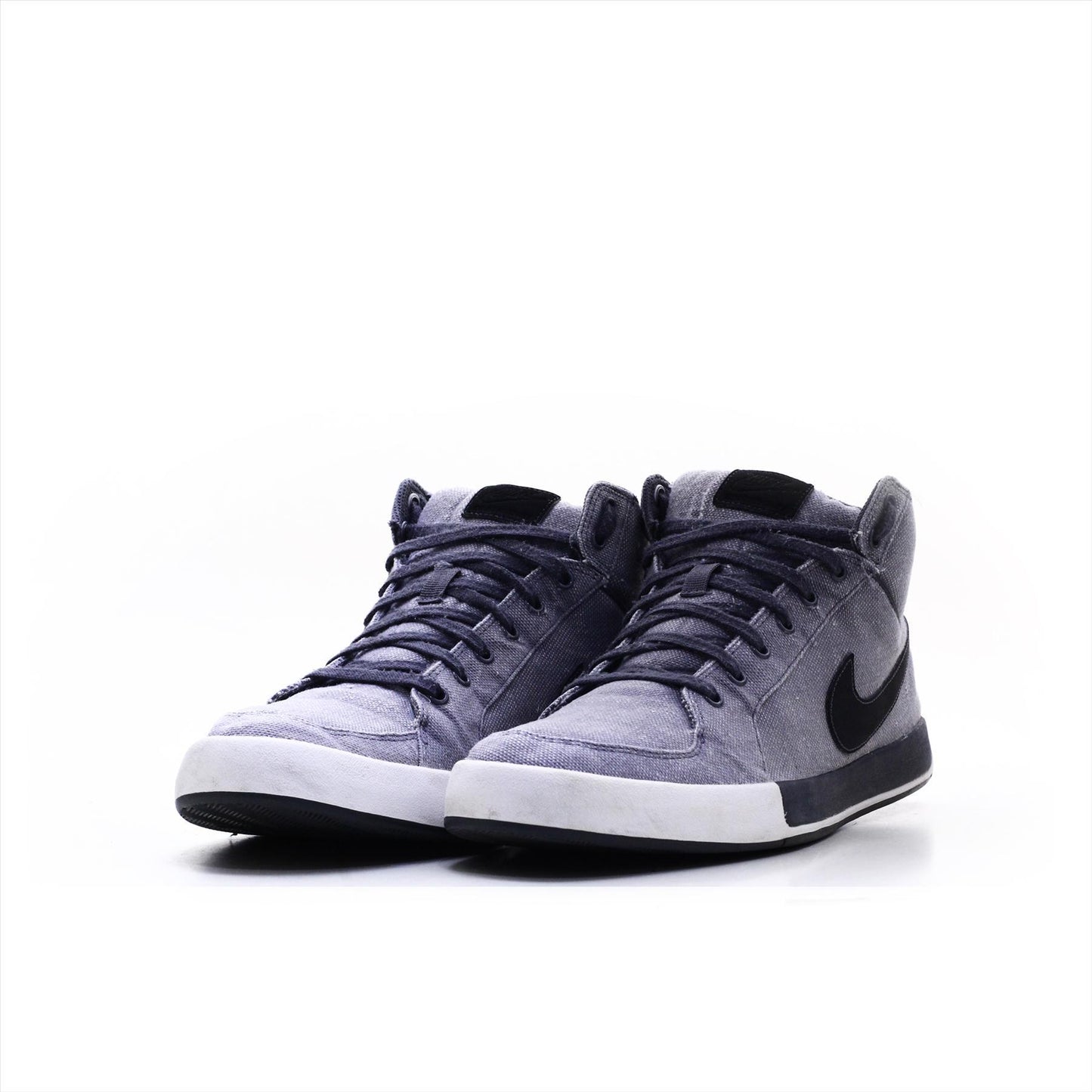 Nike Court Resonate