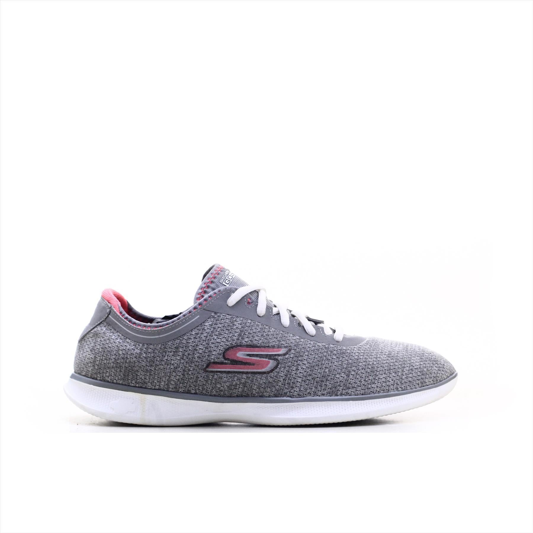Skechers goga max go step top