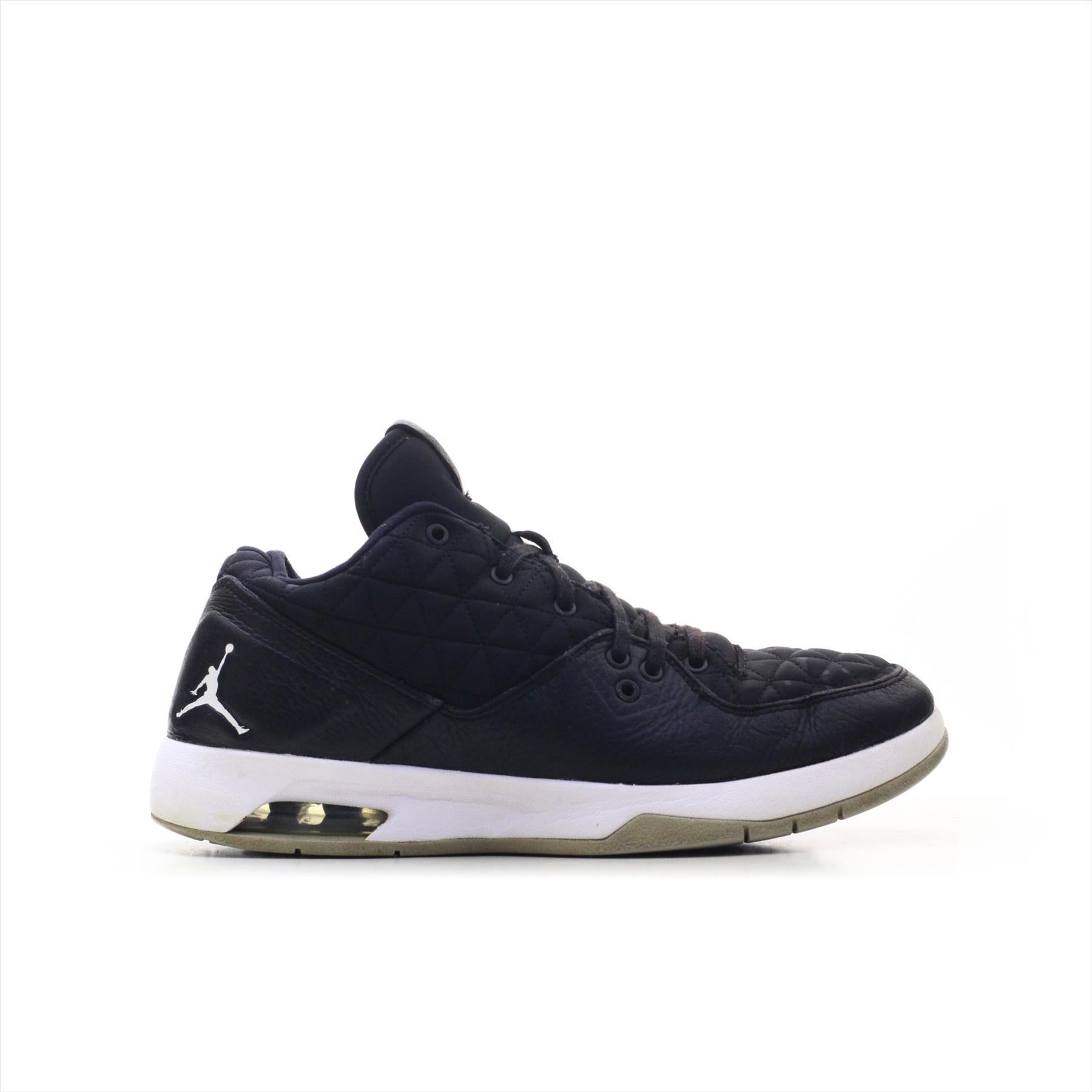 Air jordan clutch 2025