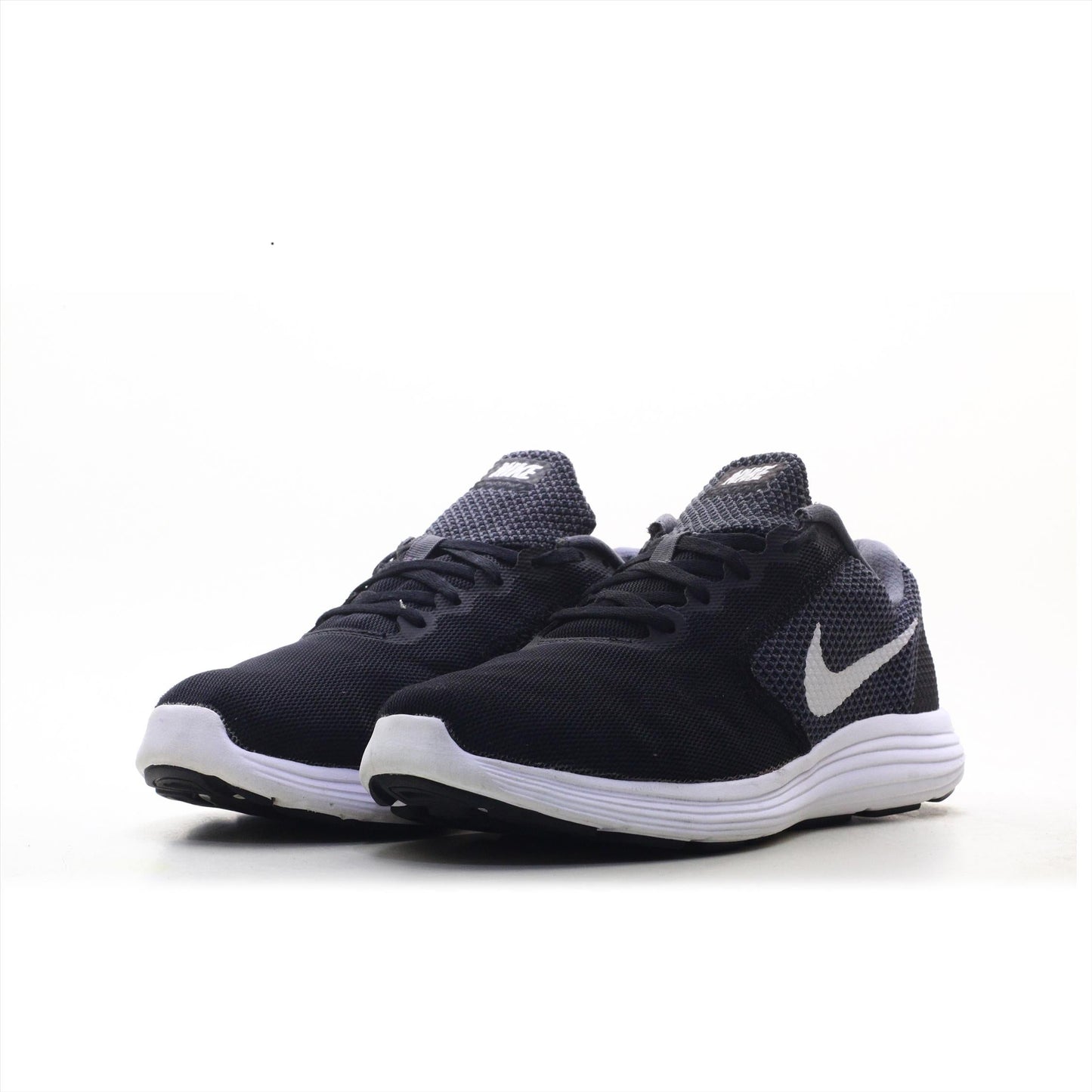 Nike Revolution 3 (ORIGINAL)
