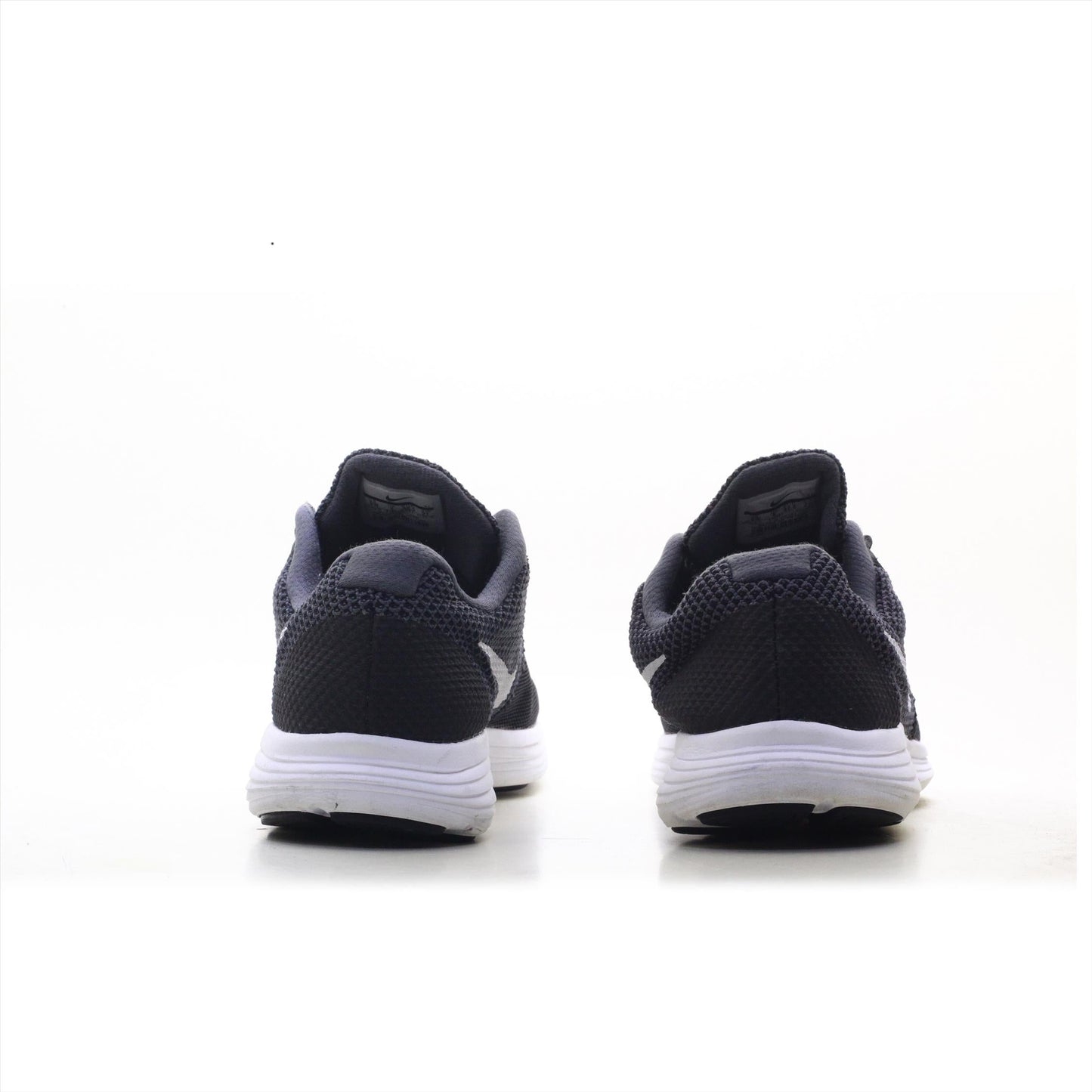 Nike Revolution 3 (ORIGINAL)