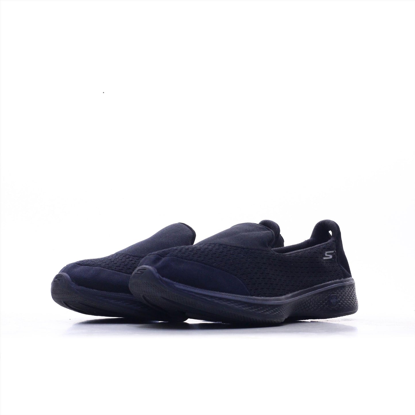 SKECHERS GO WALK 4 GOGA MAX (Original USA Imported)