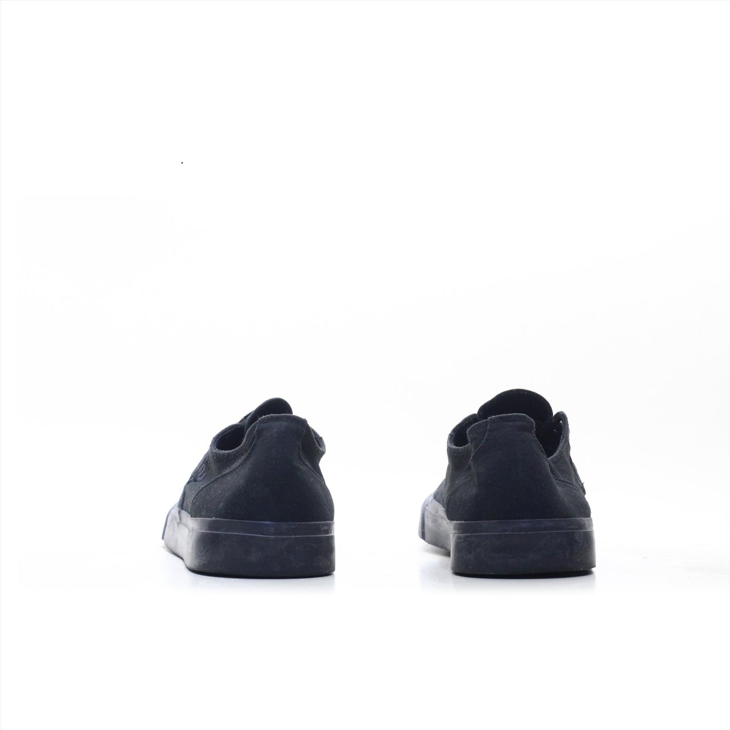 DC SHOE CO. USA (Original USA Imported)