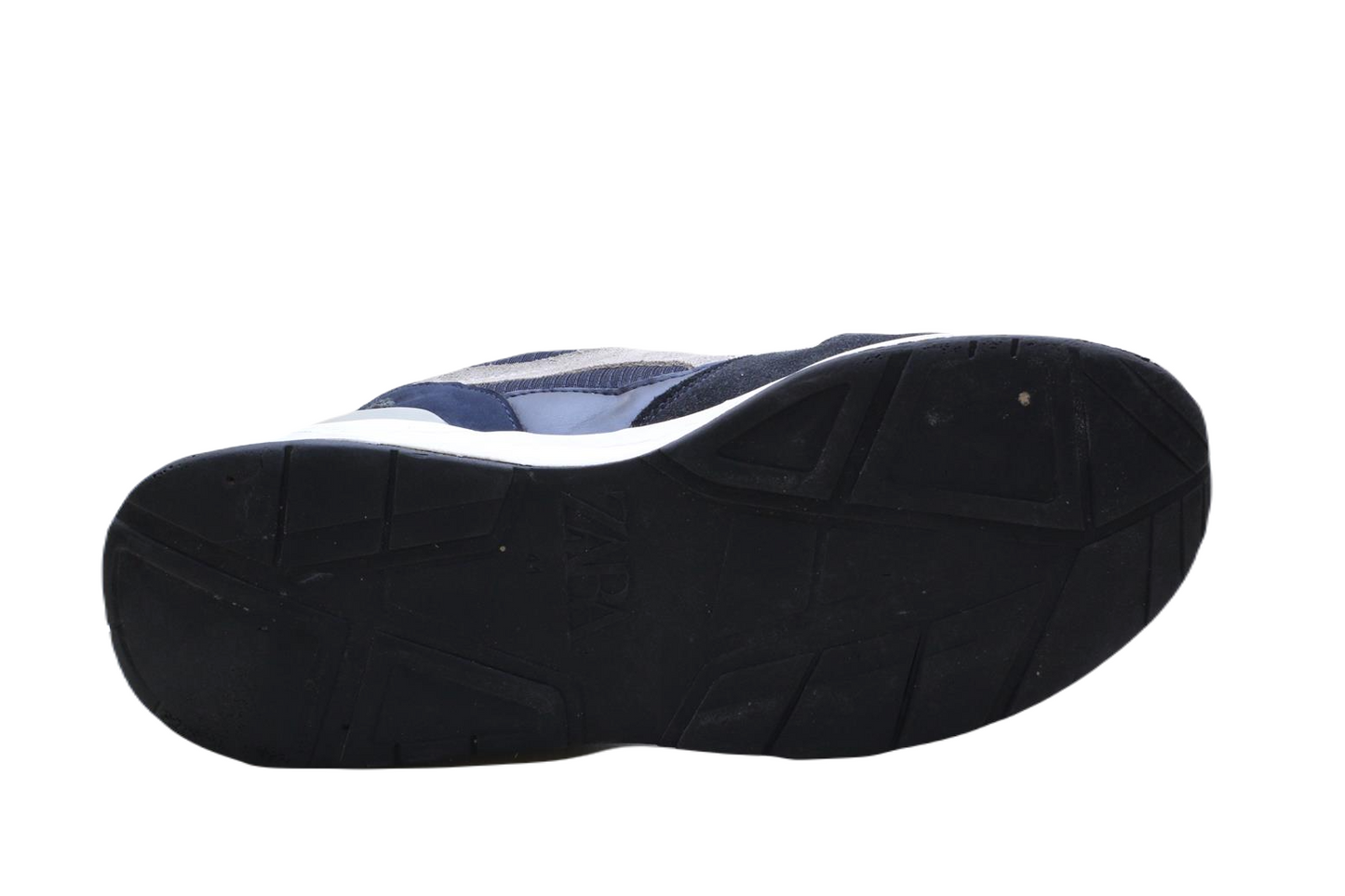 ZARA SPORTS ORIGINAL USA IMPORTED (Original USA Imported)