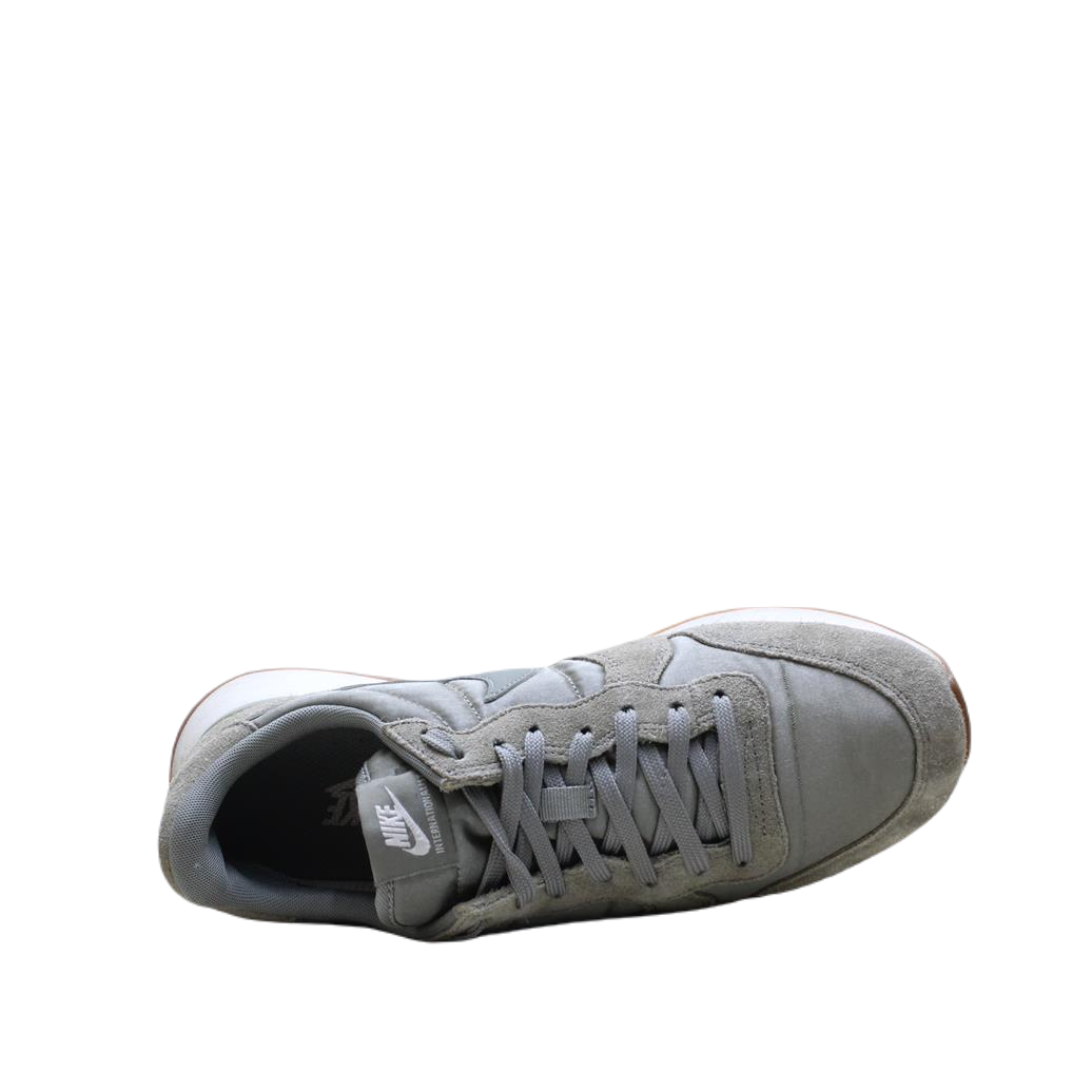 NIKE INTERNATIONALIST ORIGINAL USA IMPORTED (Original USA Imported)