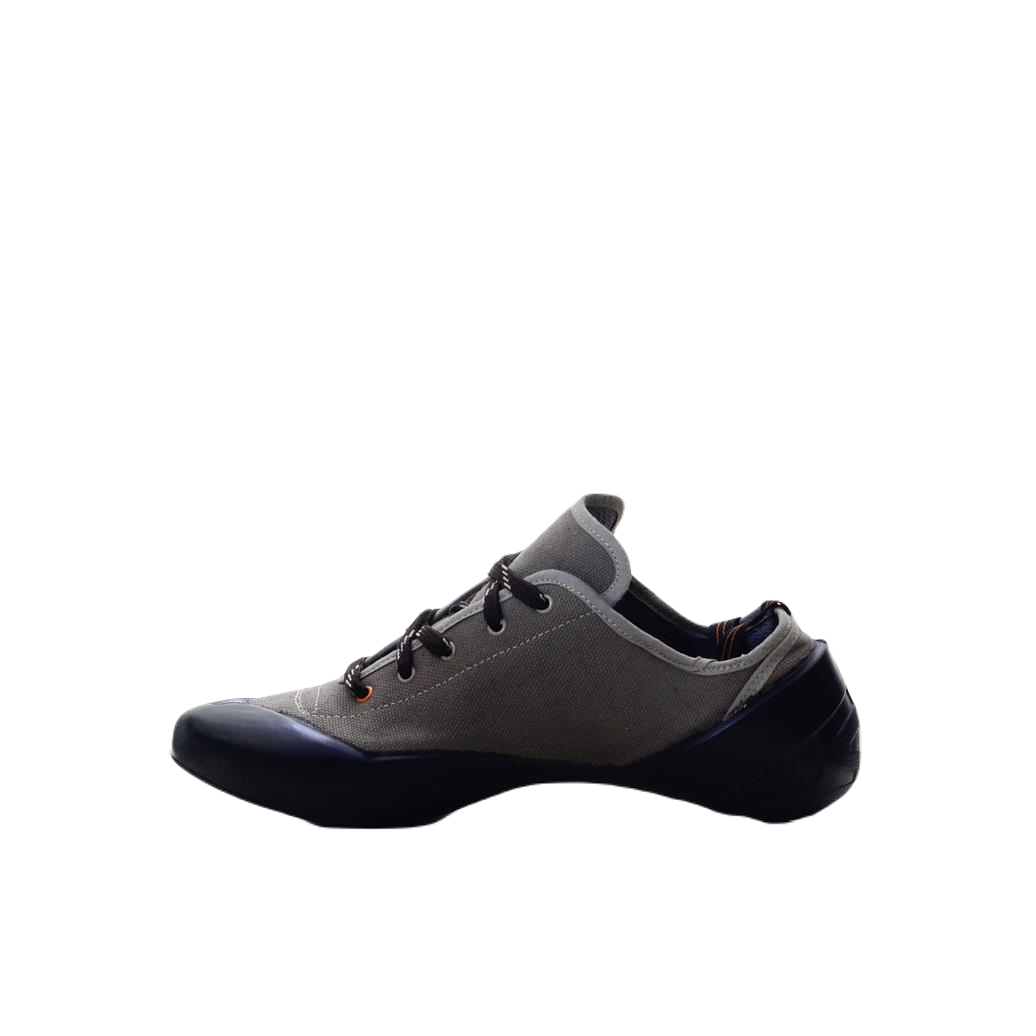 QUECHUA SPORTS SPAIN (Original USA Imported)