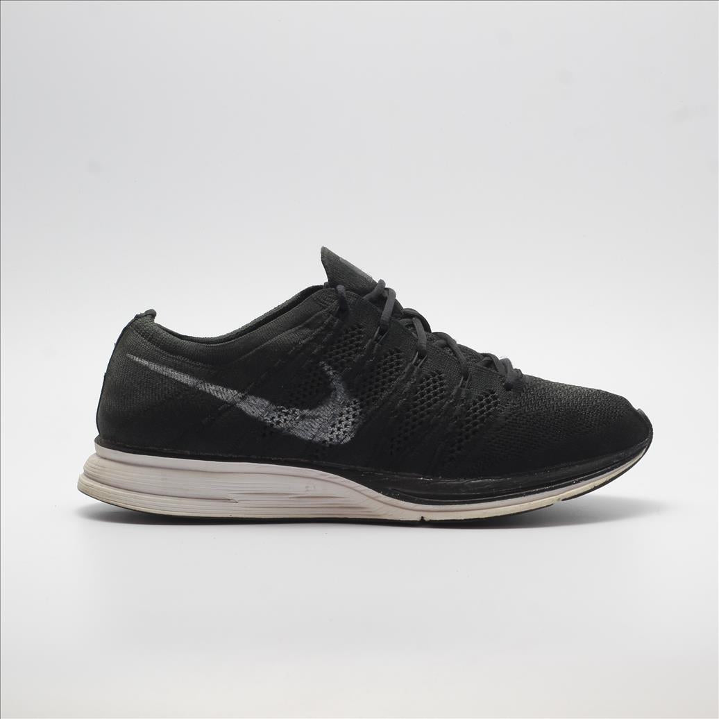 NIKE FLYKNIT TRAINER (Original USA Imported)
