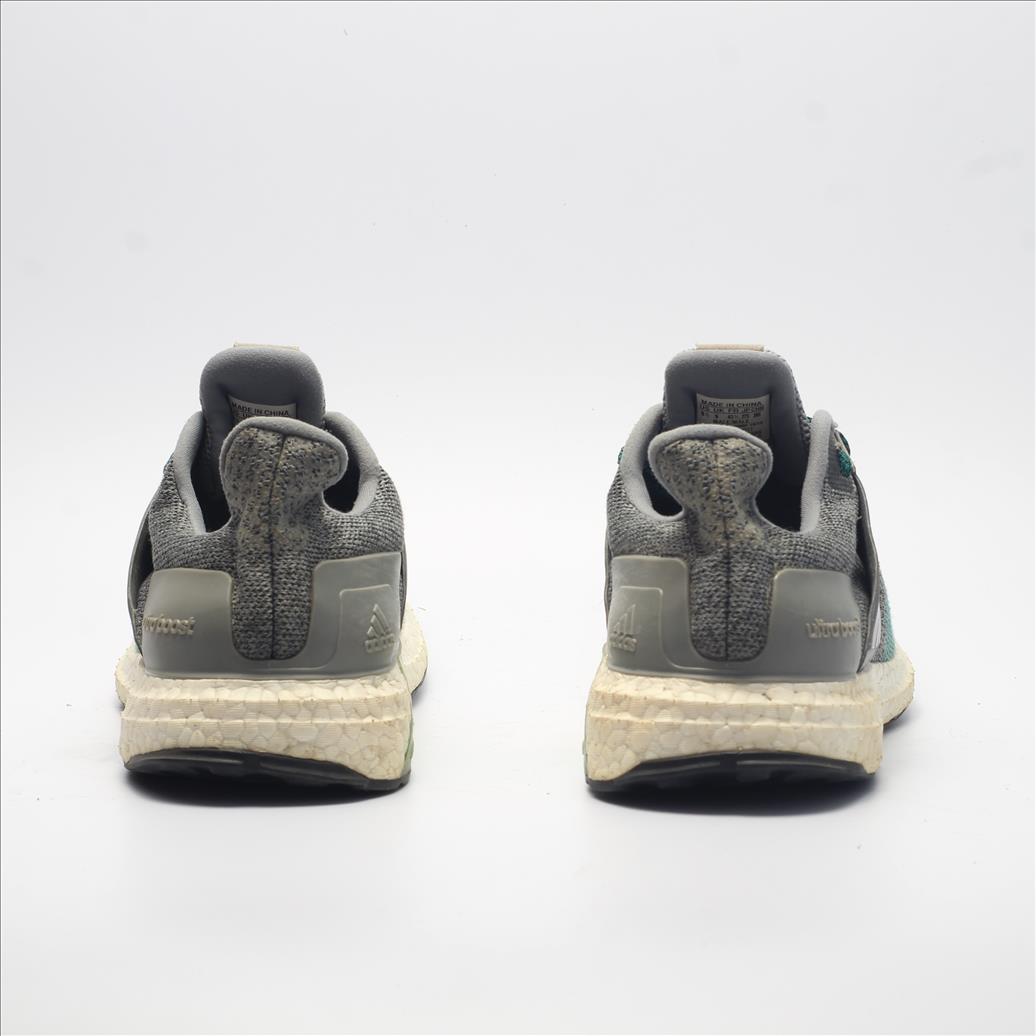 ADIDAS ULTRA BOOST (Original USA Imported)