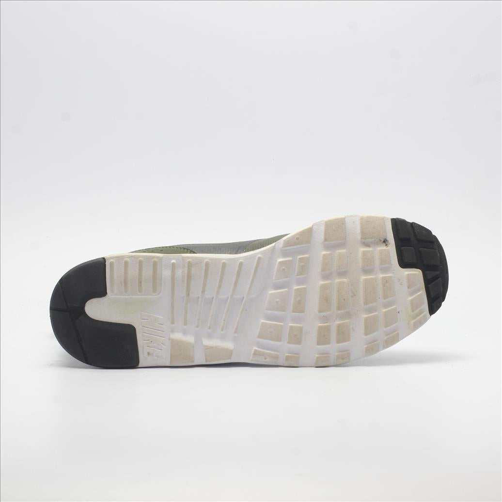 NIKE AIR MAX TAVAS (Original USA Imported)