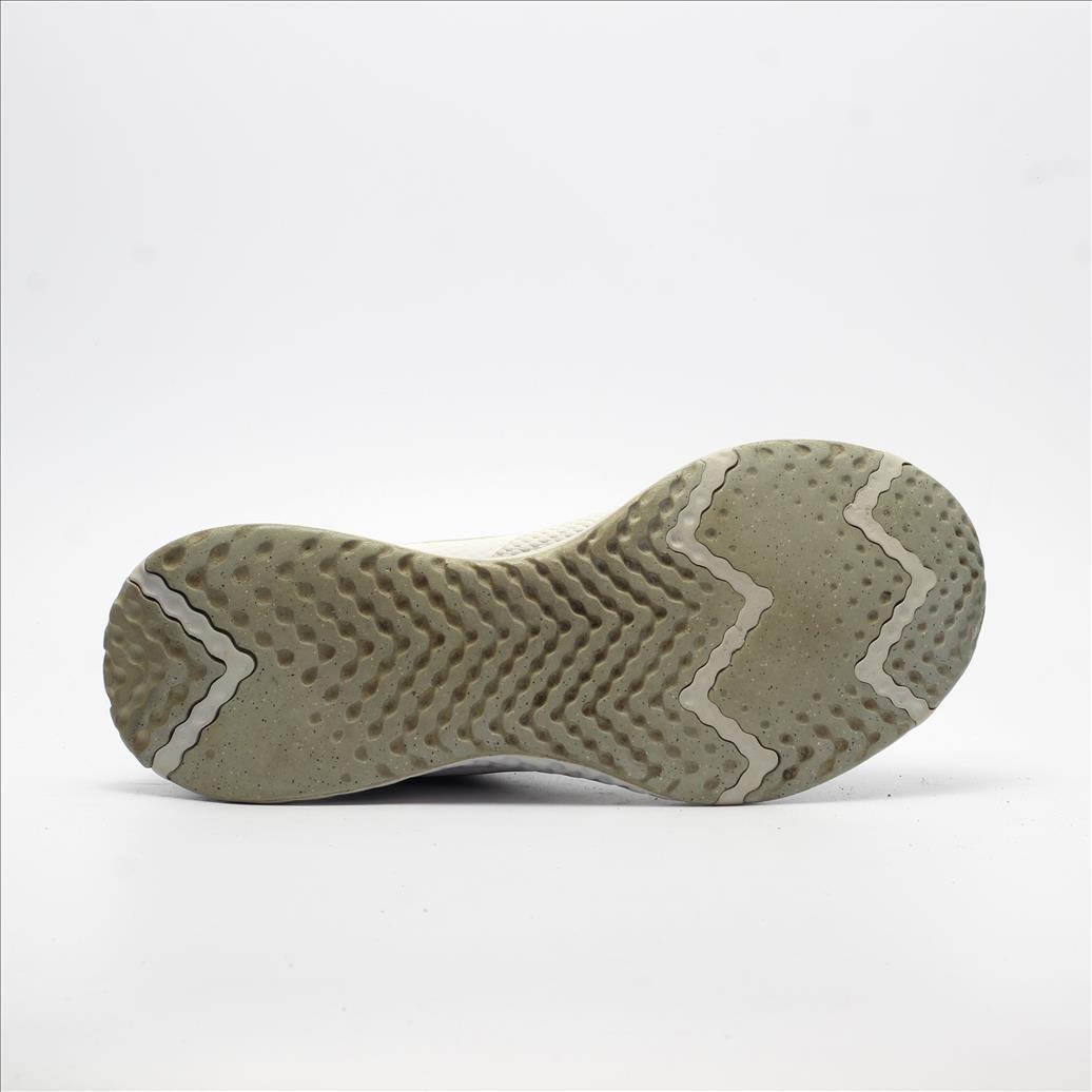 NIKE REVOLUTION (Original USA Imported)