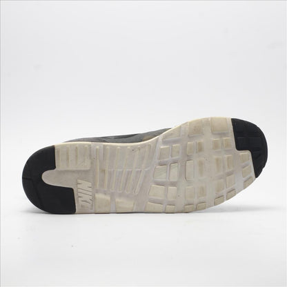 NIKE AIR MAX TAVAS (Original USA Imported)