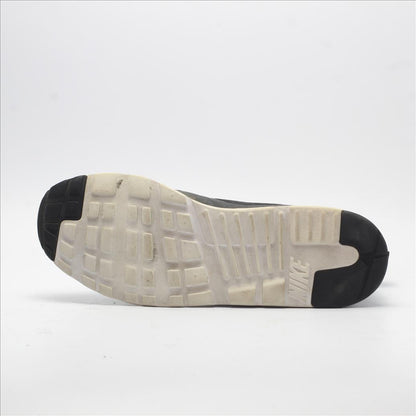 NIKE AIR MAX TAVAS (Original USA Imported)