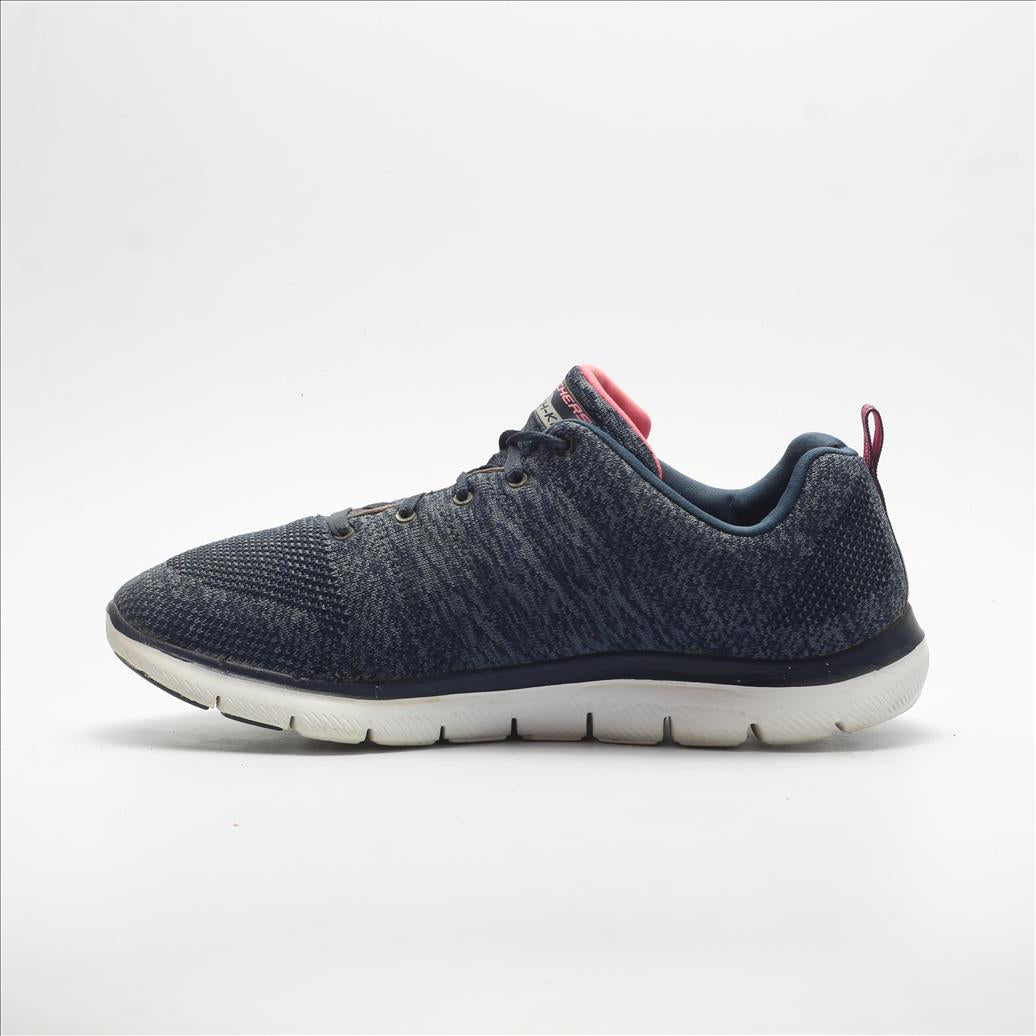 SKECHERS SKECHKNIT (Original USA Imported)