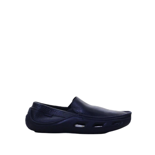 CROCKS LEATHER SLIP ON ORIGINAL USA IMPORTED (Original USA Imported)