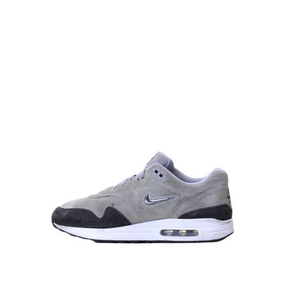 NIKE AIR MAX SUEDE LEATHER ORIGINAL USA IMPORTED (Original USA Imported)