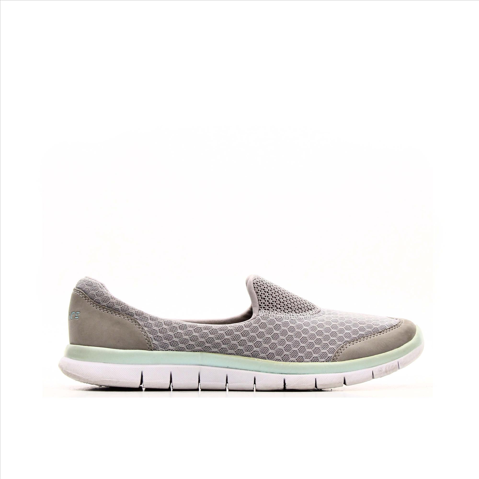 Venice sneaker memory foam top
